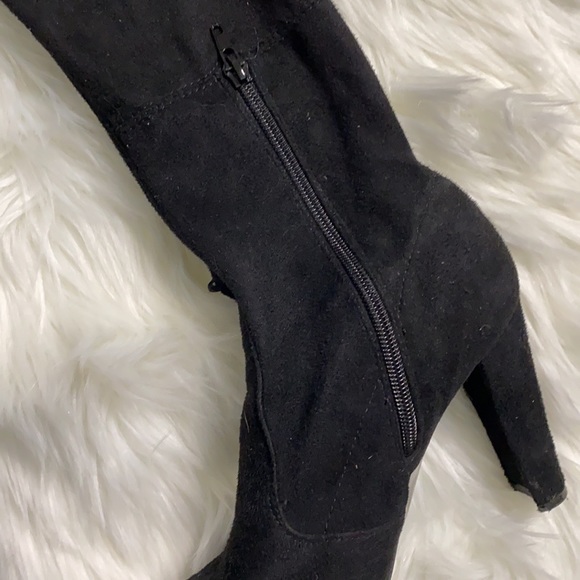 ‼️SOLD‼️Wild Diva lounge over the knee embroidered - Picture 7 of 7